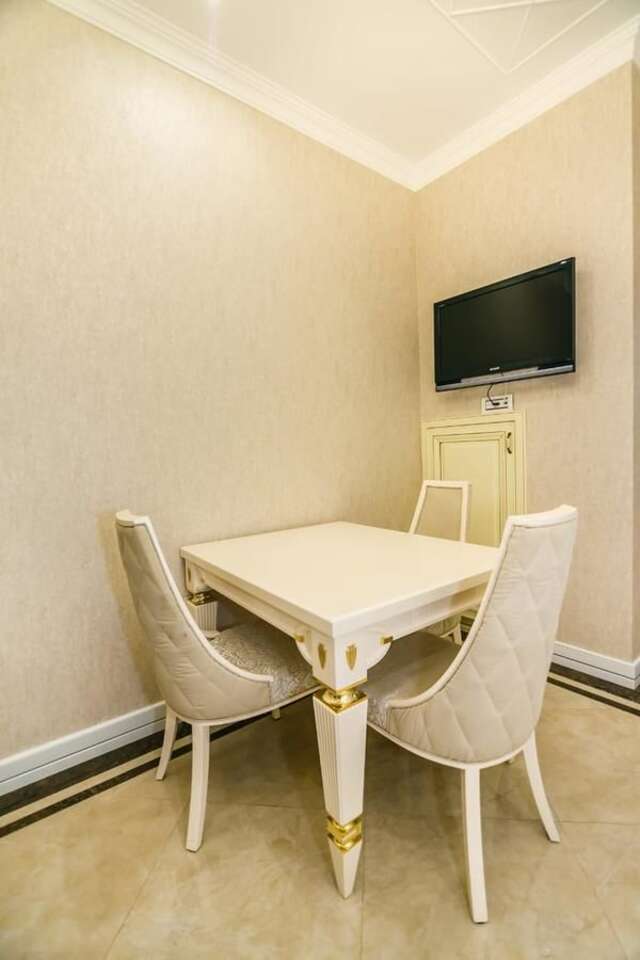 Апартаменты Nizami Street VIP Apartment Баку-15